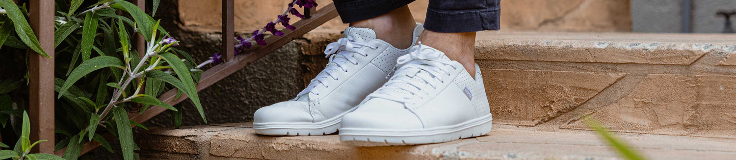 Men's Everyday Shoes & Boots
