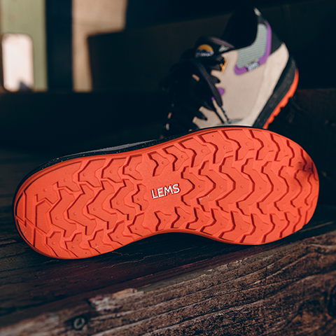 MOUNTAIN-TO-TOWN OUTSOLE