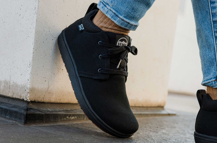 Women's Chukka Grip - Blackout (Canvas)